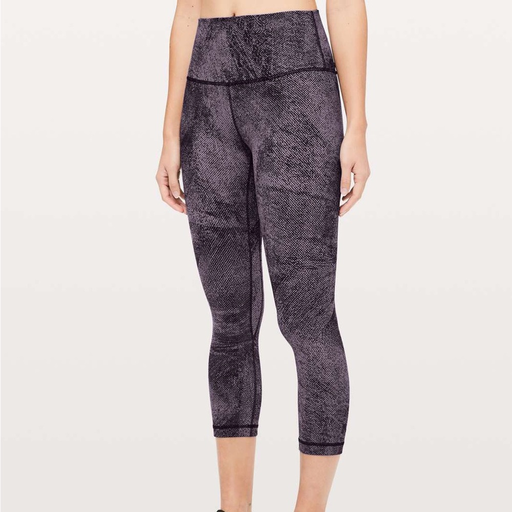 Lululemon Align Crop *21" Pixel Print Purple Quartz Black Size 4